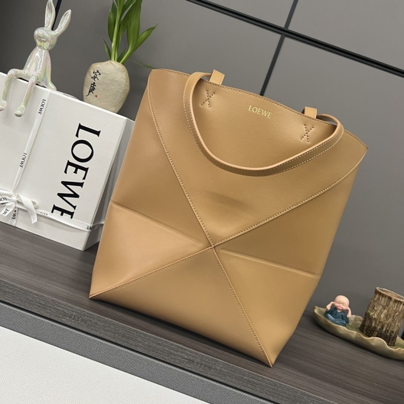l*ew* shopping bags